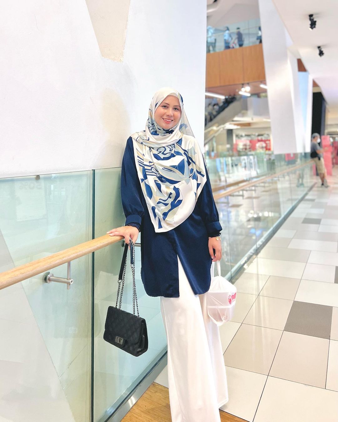 LUNAA BLOUSE <br> {rm39 - rm49} - Image 10