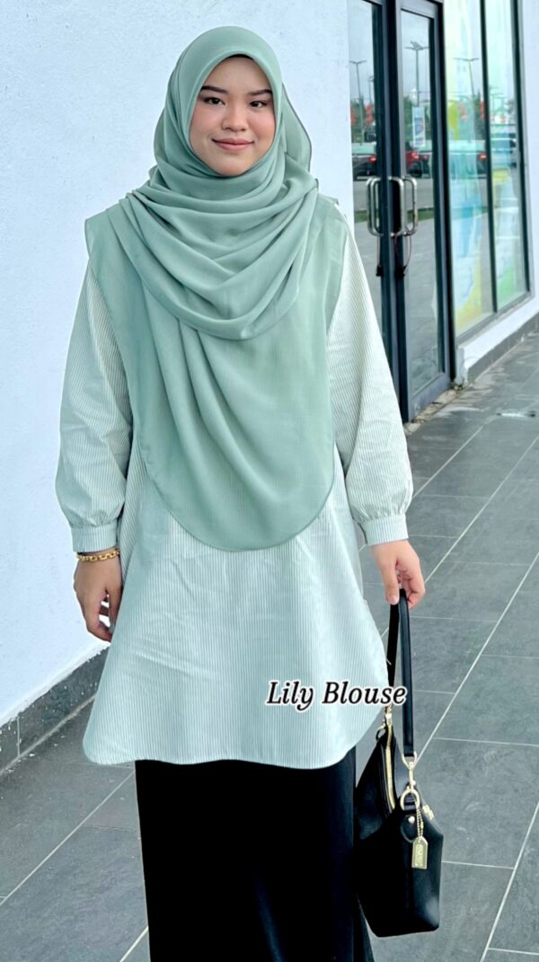 LILY BLOUSE <br> (Rm59-Rm45) - Image 9