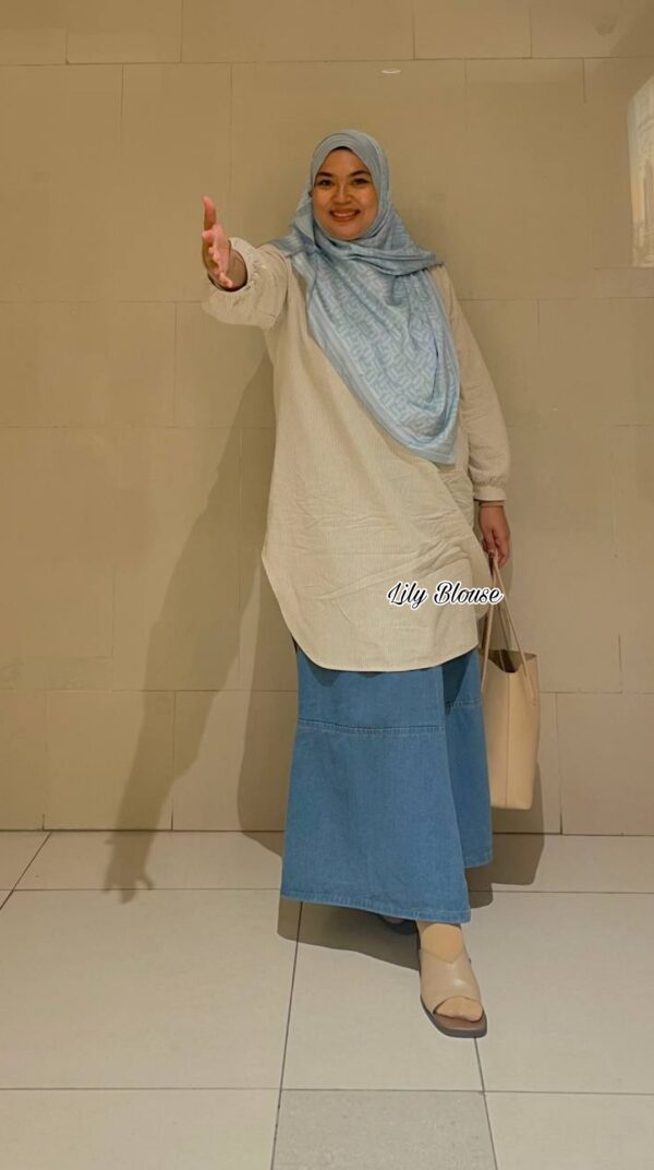 LILY BLOUSE <br> (Rm59-Rm45) - Image 8