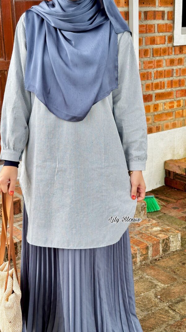 LILY BLOUSE <br> (Rm59-Rm45) - Image 11