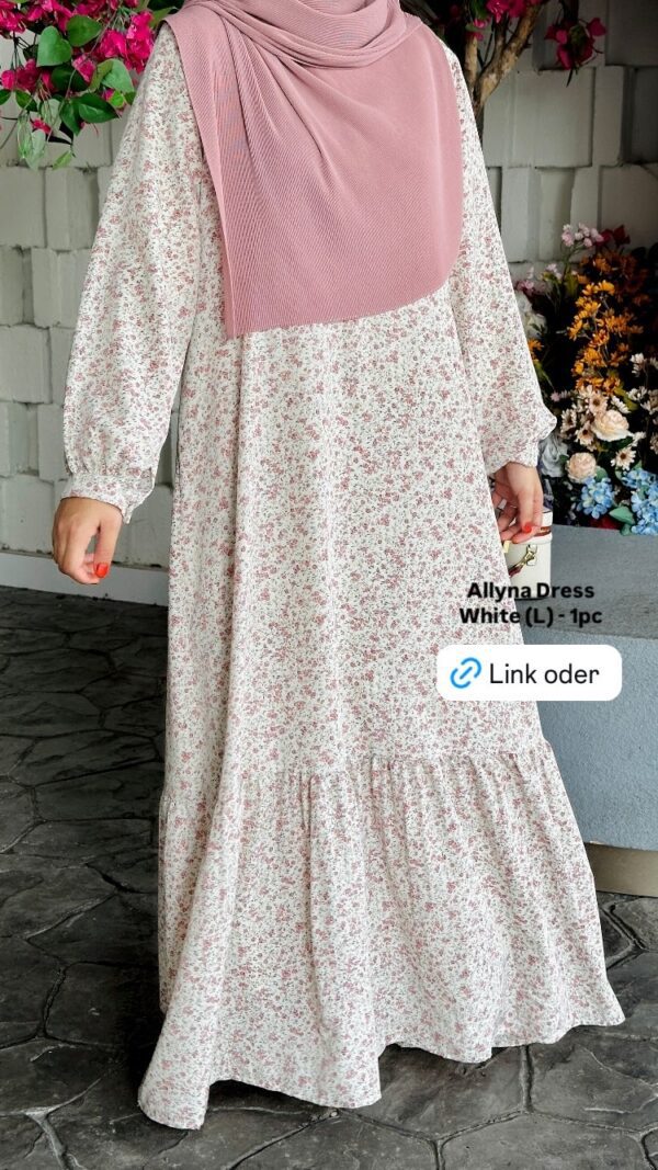 SAMPLE SALE (rm39) - Image 10